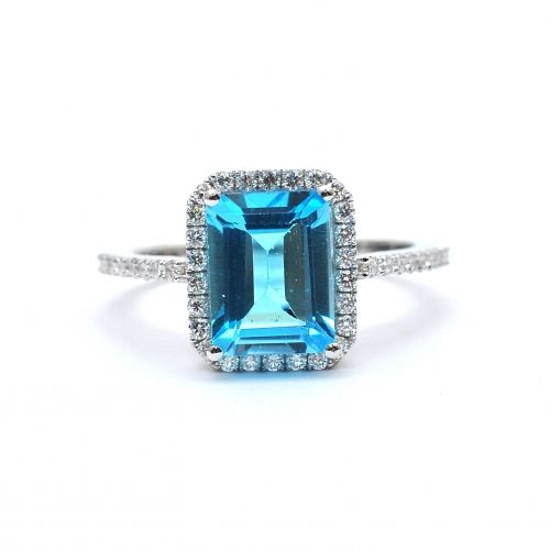 White gold ring with diamonds 0.36 ct and blue topaz 2.64 ct