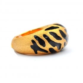 Тигров пръстен от жълто злато