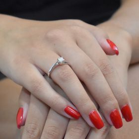 Годежен пръстен от бяло злато с диамант 0.30 ct