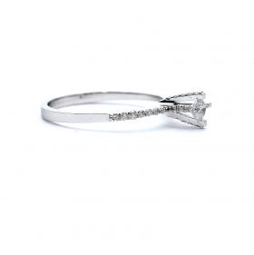 Годежен пръстен от бяло злато с диамант 0.31 ct