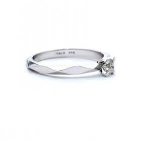 White gold engagement ring with diamond 0.19 ct