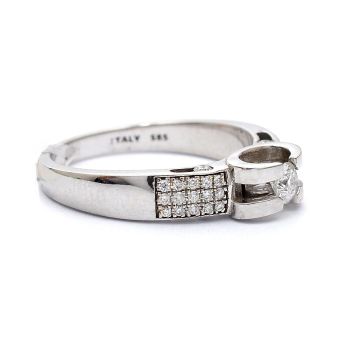 Годежен пръстен от бяло злато с диаманти 0.28 ct