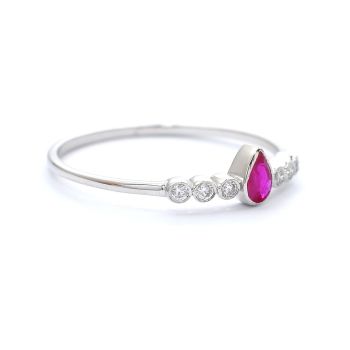 White gold ring with diamond 0.07 ct and ruby 0.13 ct